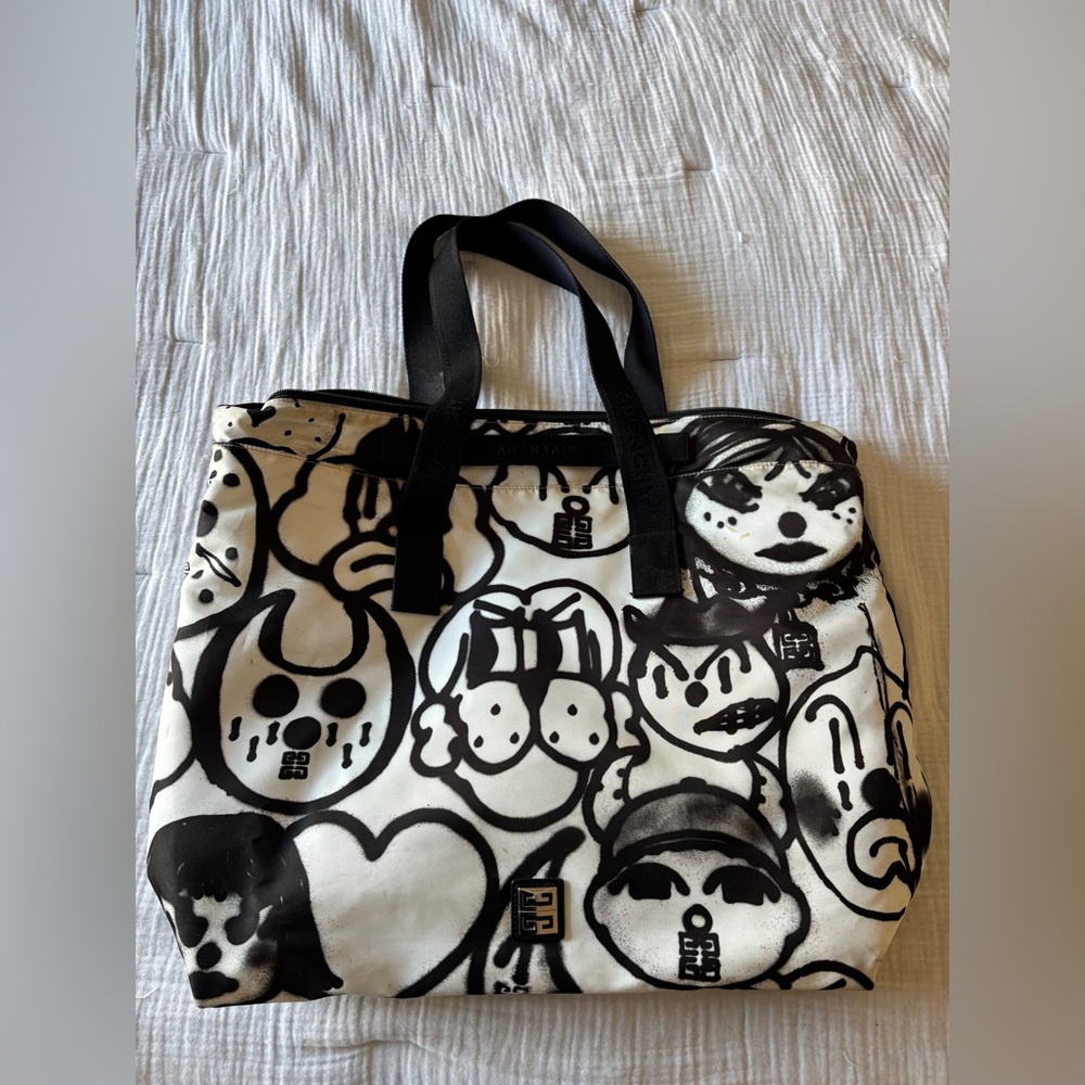 GIVENCHY CHITO TOTE BAG